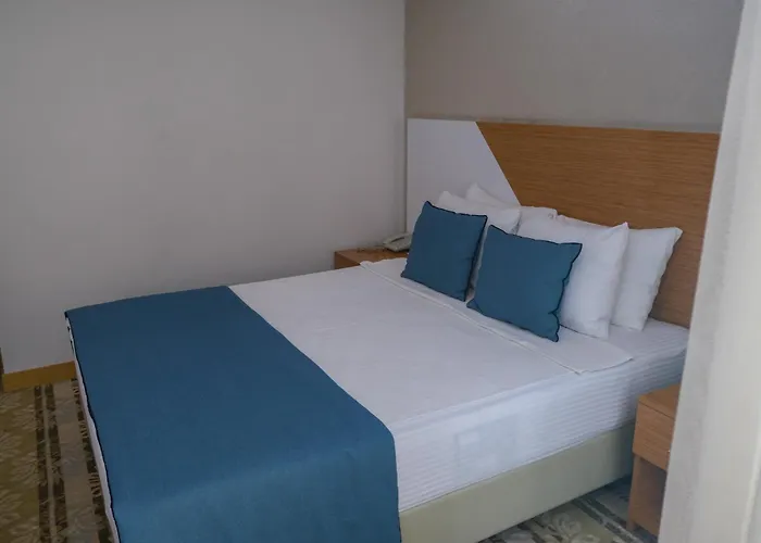 Bulvar Hotel Esmirna